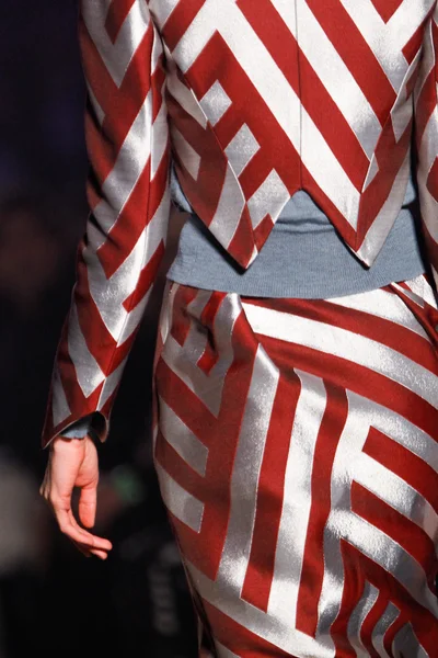 Look 74